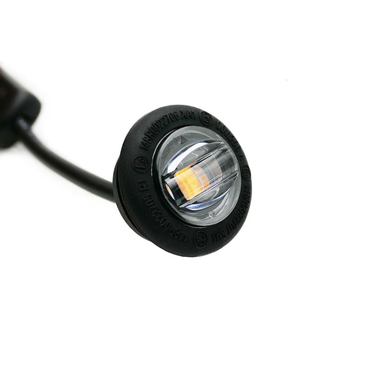 LED Çok Fonksiyonlu Yan İşaretleyici Yolda Görünürlüğü Nasıl Artırır?